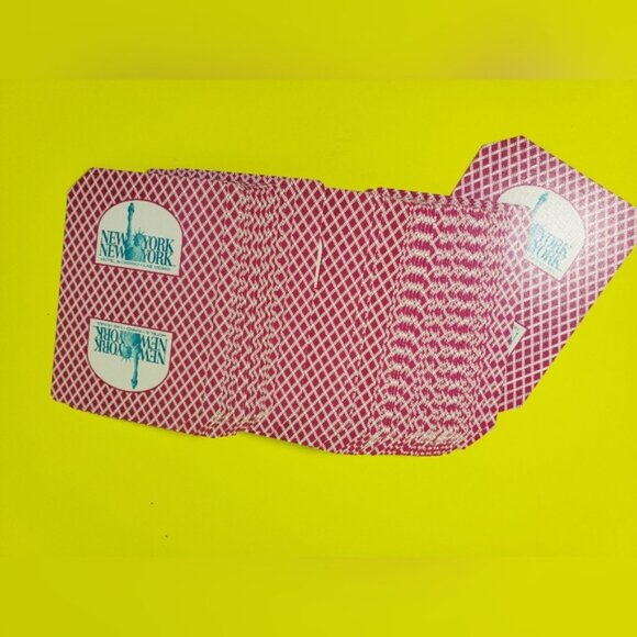 New York New York Vegas Casino Playing Cards Genuine Cambric - Picture 4 of 7